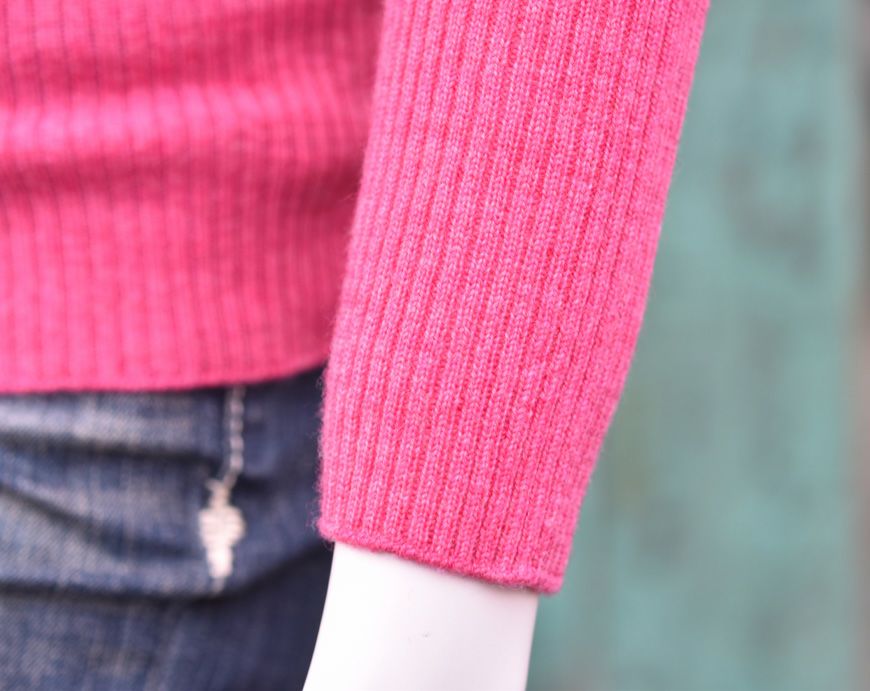ゼニアバルファ社キャッシュウール＿タートル リブ編みセーター／フューシャピンク